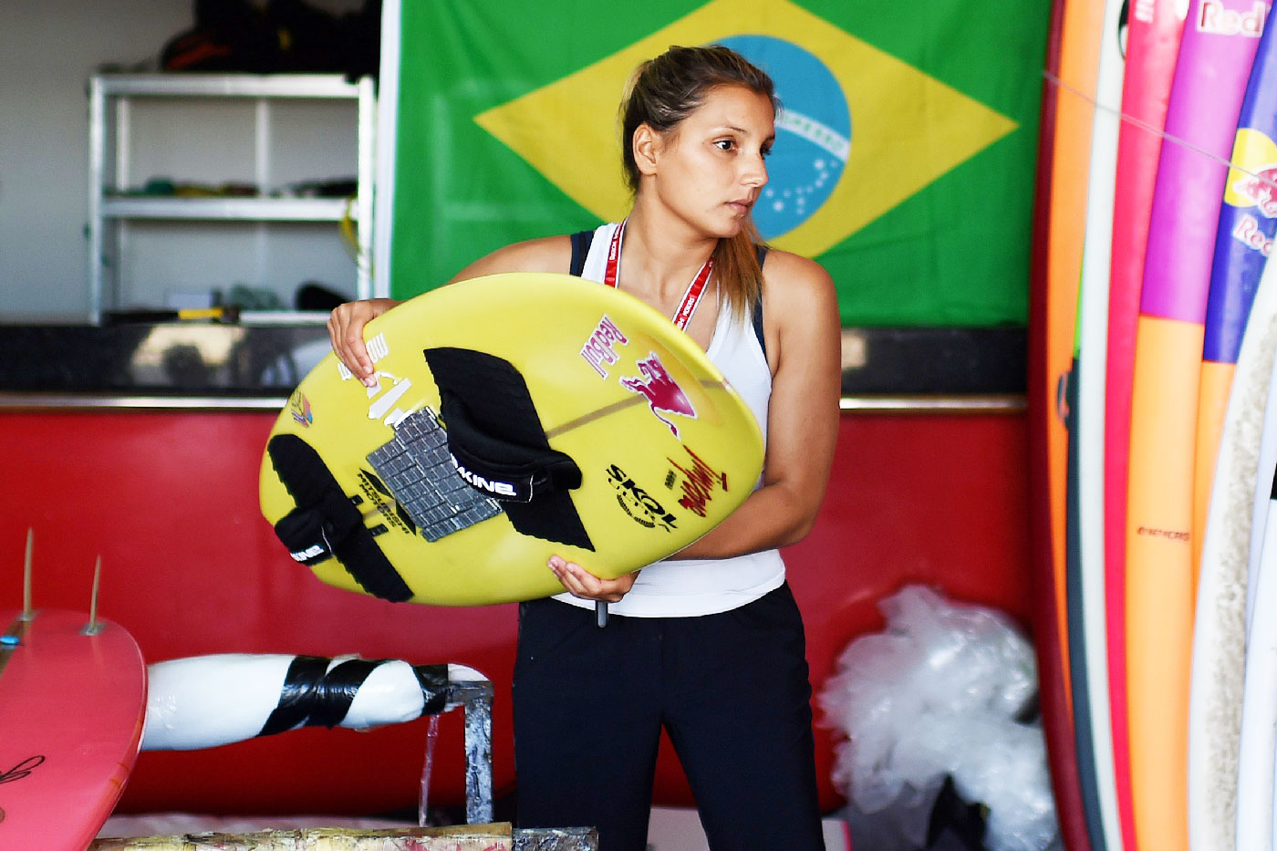 Female Surfer Maya Gabeira Smashed The World Record For The Largest