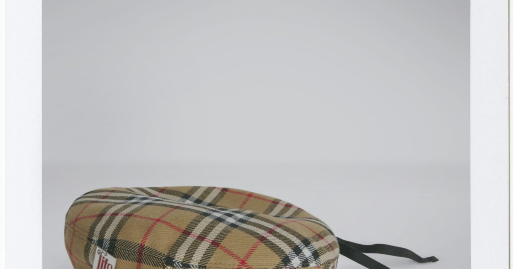 Vivienne westwood burberry shop beret