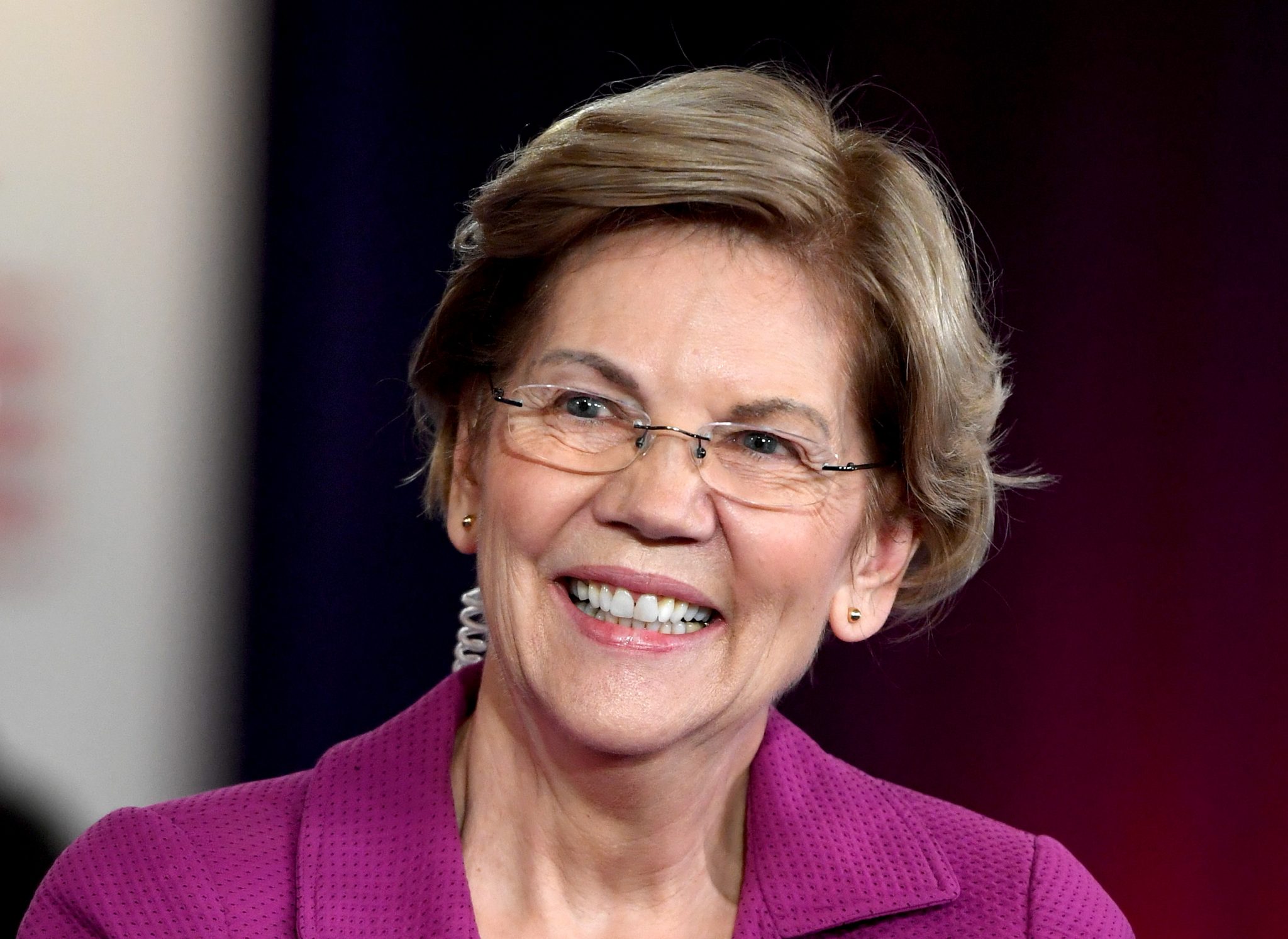 Us Election 2020 Elizabeth Warren Kills It At Nevada Debate