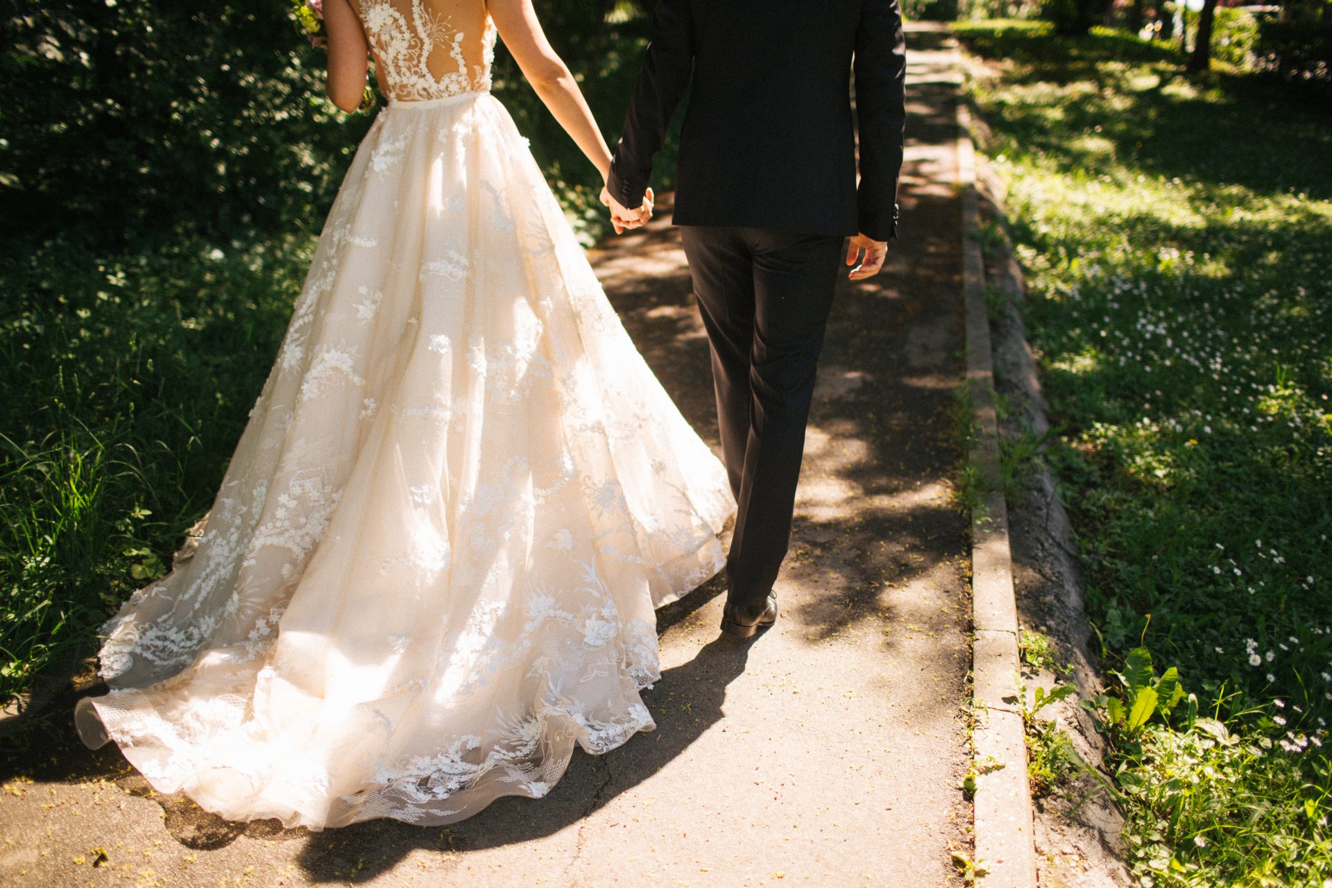 New wedding location laws are being proposed in the uk