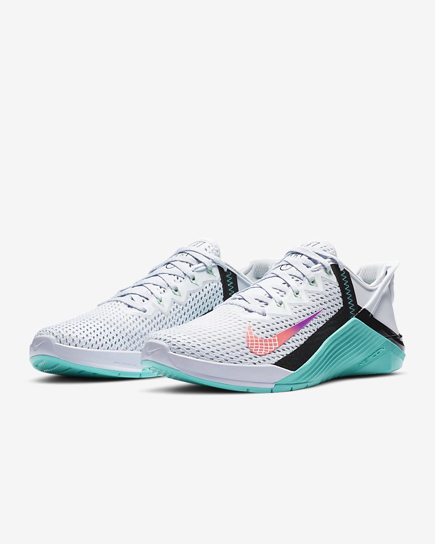 weight training trainers women's