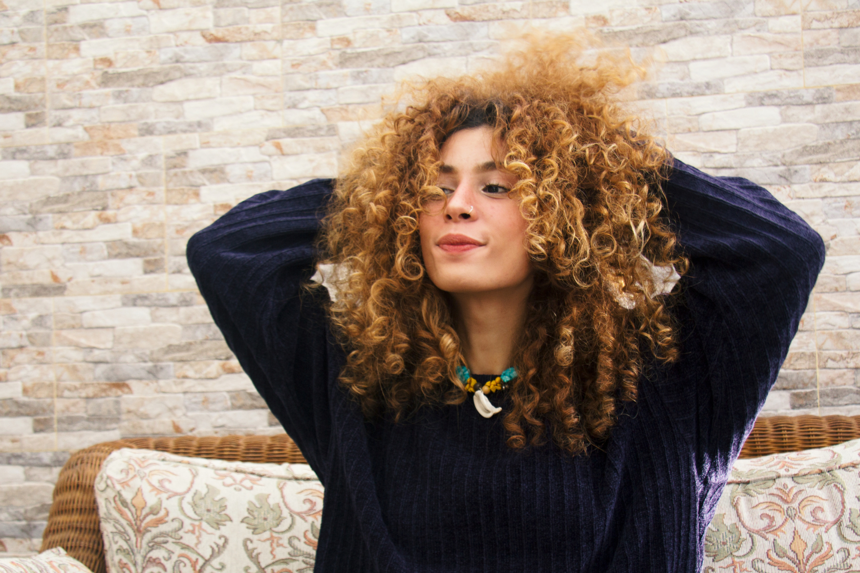 How To Humidity-Proof Your Hair - Humidity Hair Hacks