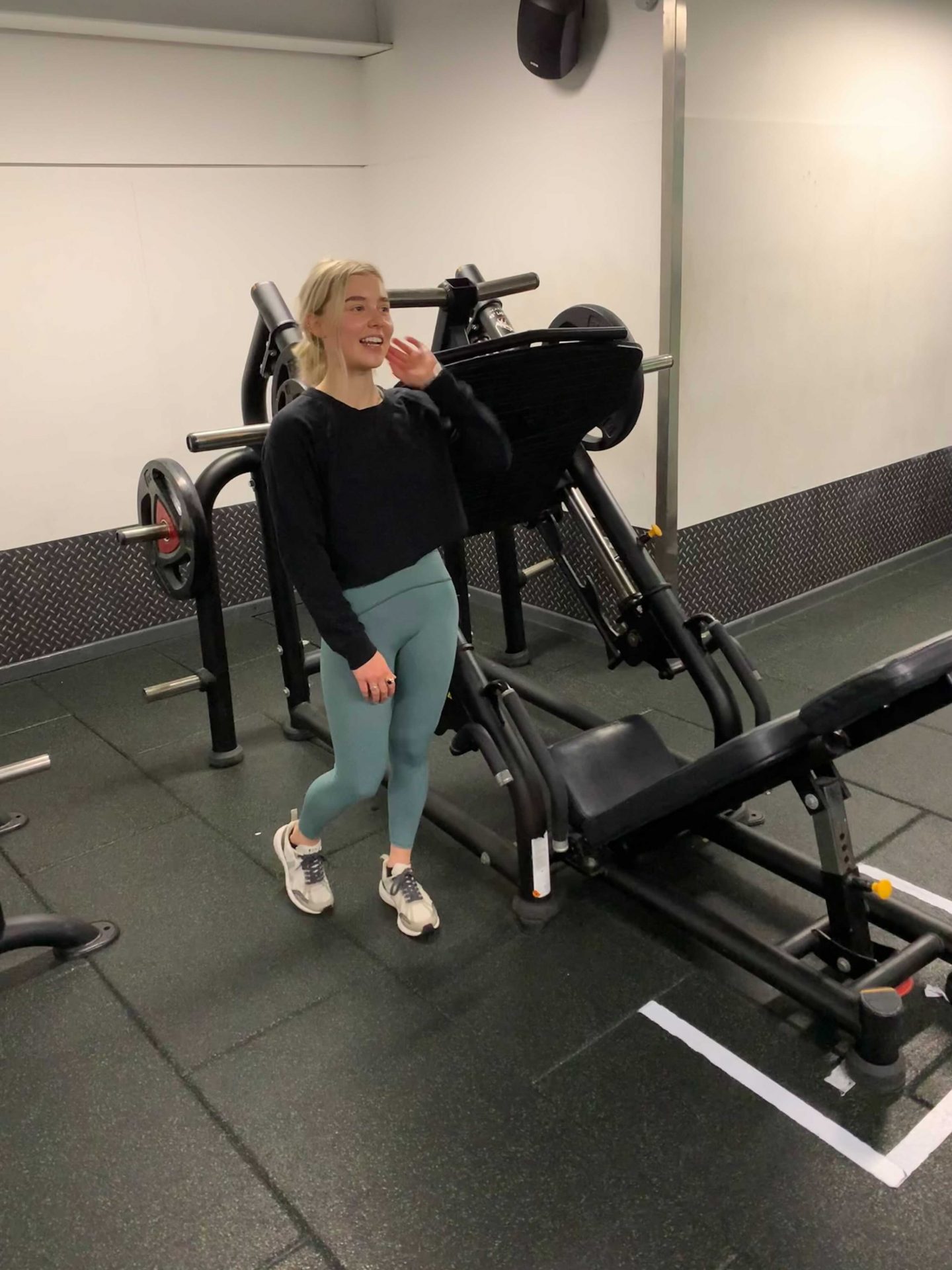 voor eeuwig erotisch Berouw How to set up and use a lying leg press in a lower body workout
