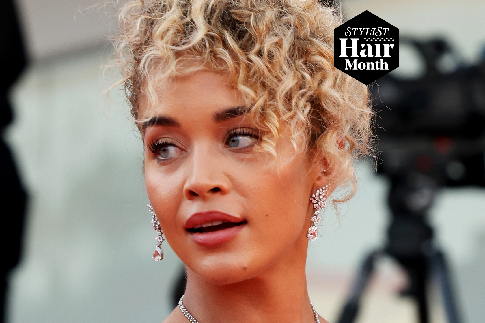 5 Things to Know Before Cutting a Curly Fringe or Bangs