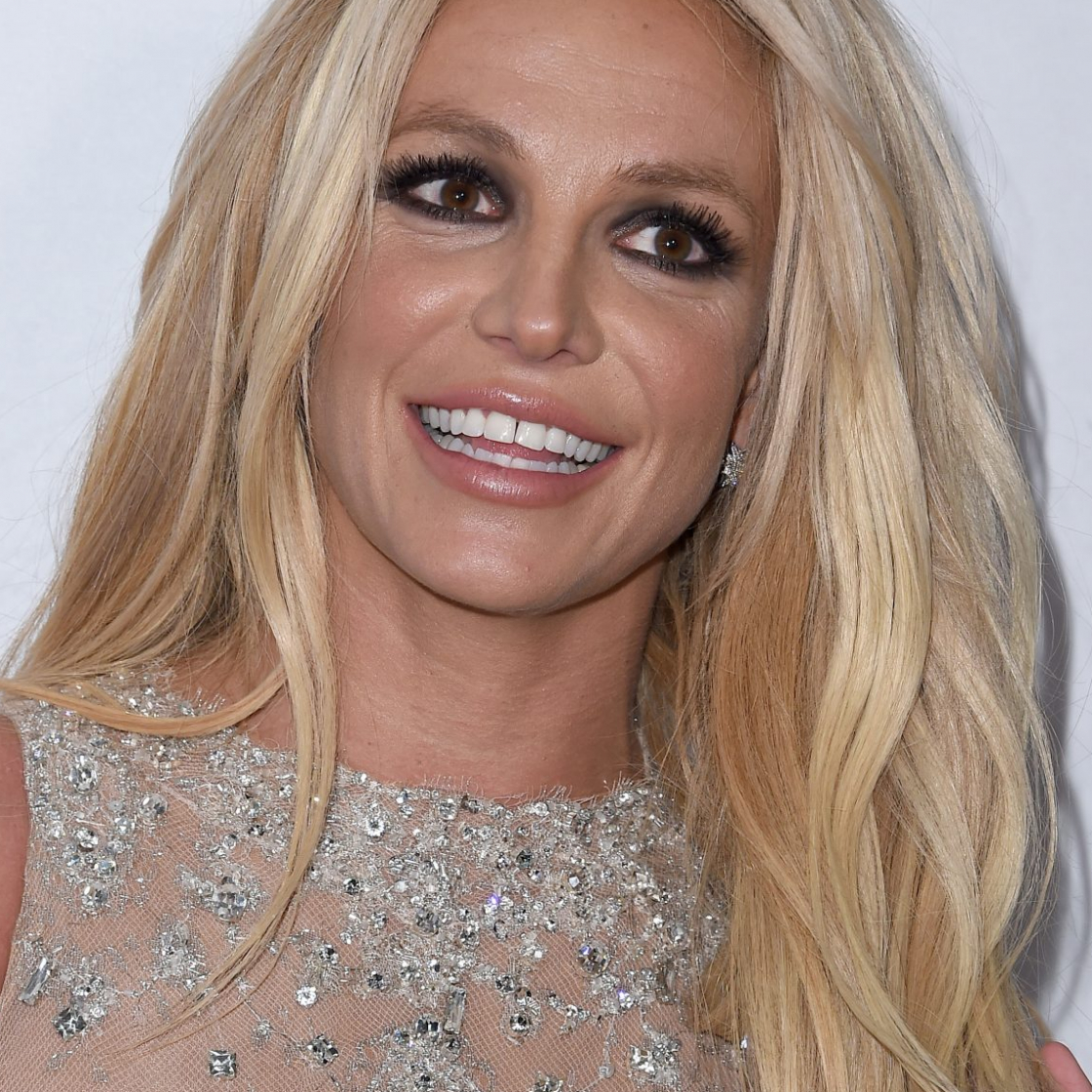 The shocking reaction to Britney's holiday photos shows misogyny is alive  and kicking