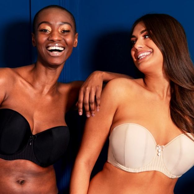 Plus Size Influencer Shares Strapless Bra Hack for Those With Bigger Busts  - Bellatory News