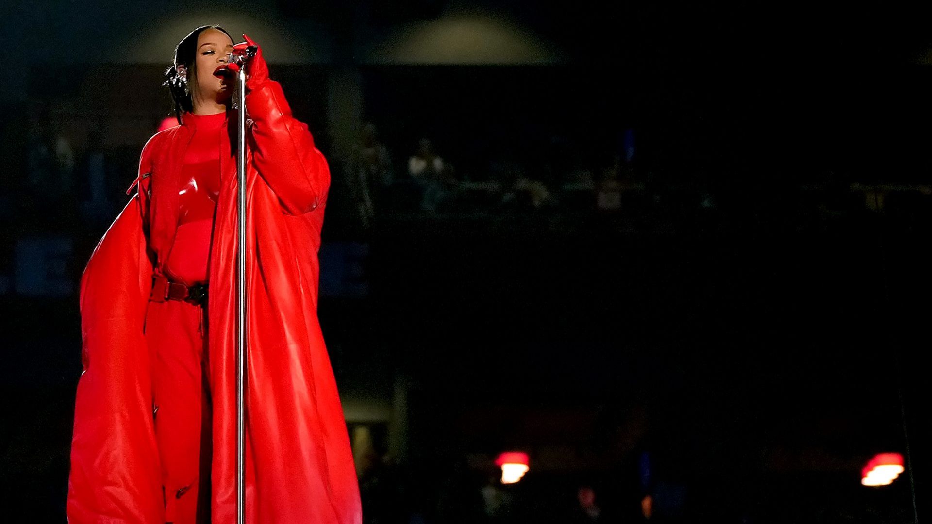 Rihanna Pays Homage to André Leon Talley at The Super Bowl