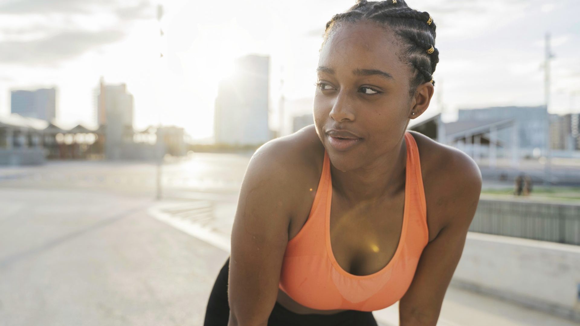 Breasts Bouncing While Running? Here's What To Do