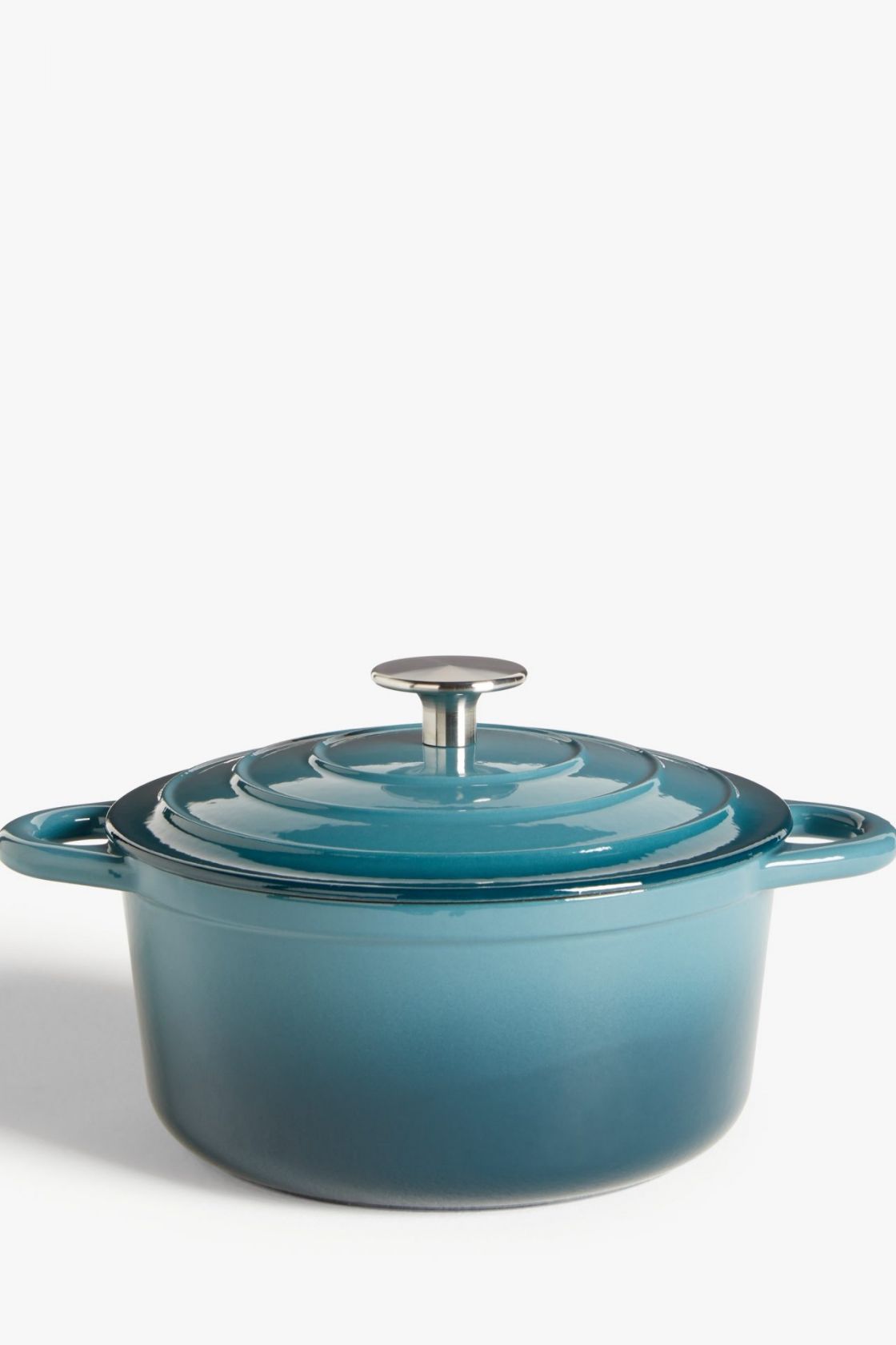 https://images-stylist.s3-eu-west-1.amazonaws.com/app/uploads/2023/11/10091305/john-lewis-cast-iron-round-casserole-from-55-1120x1680.jpg