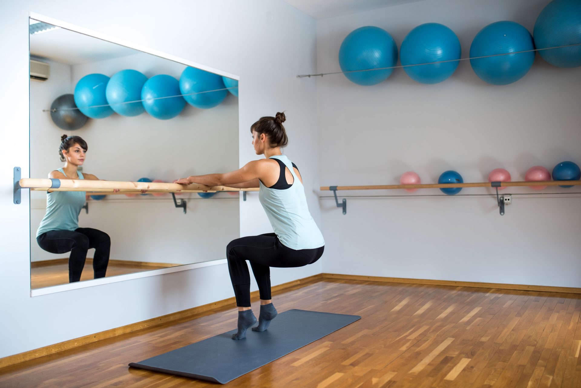 The 5 Benefits of Barre Class You'll Notice First